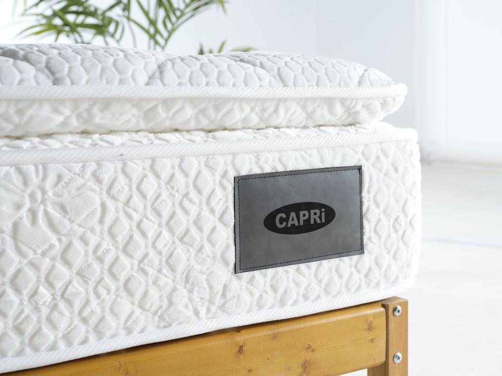 Capri bed